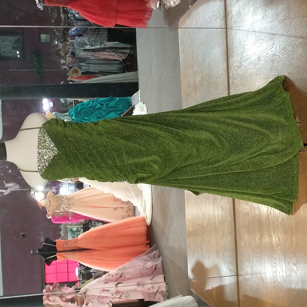 Precious formals prom dress
